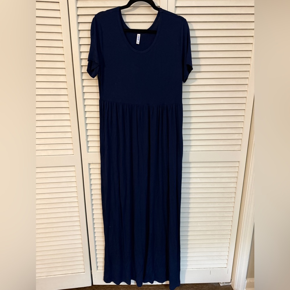 Navy Blue Maxi Dress w/ Pockets